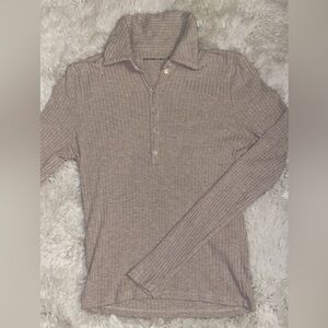 Abercrombie & Fitch beige collared blouse